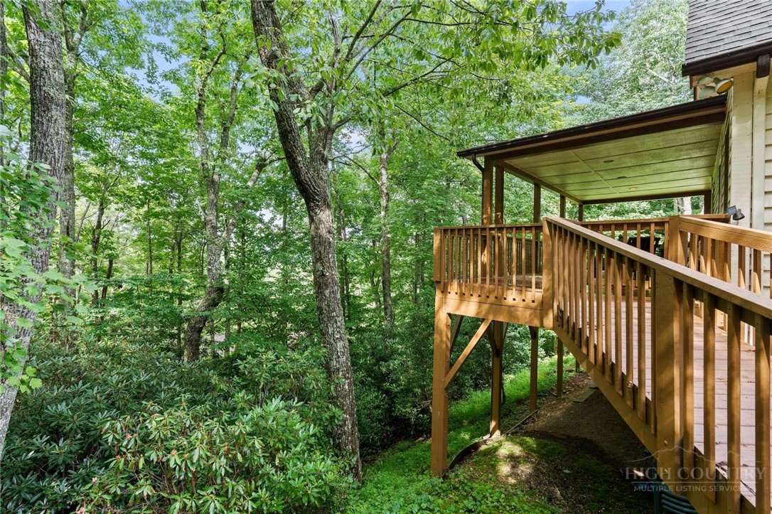 376 Deerfield Forest Parkway Property Photo 32