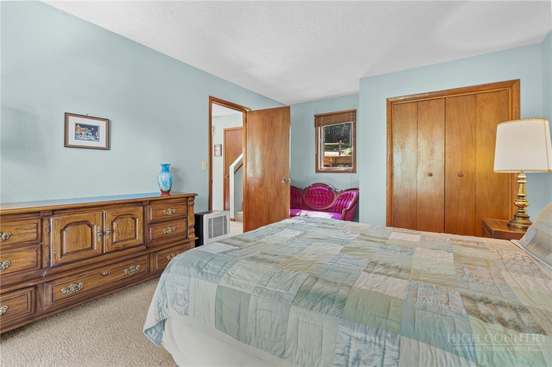 100 Grassy Gap Loop Road Property Photo 26