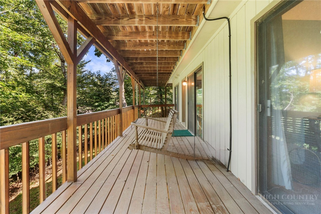 100 Grassy Gap Loop Road Property Photo 29