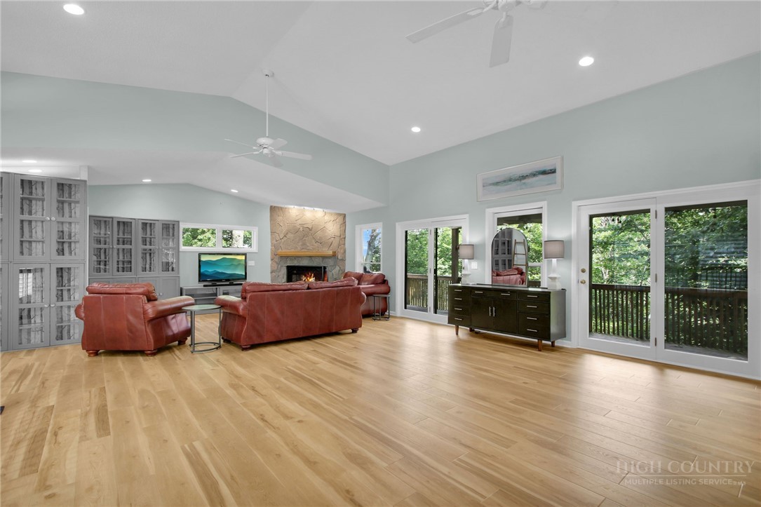 710 Pine Ridge Road Property Photo 8