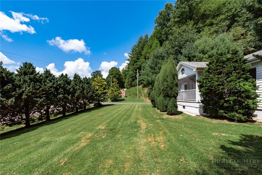 1384 E Staggs Creek Road Property Photo 1