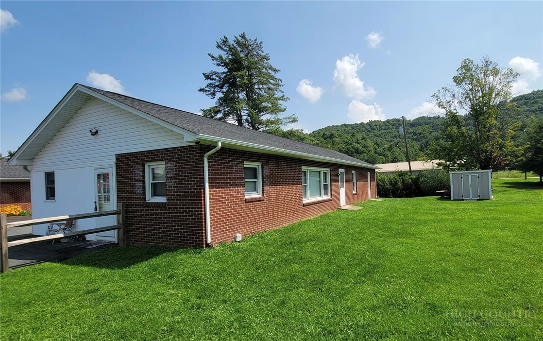 136 Ivy Drive Property Photo 1