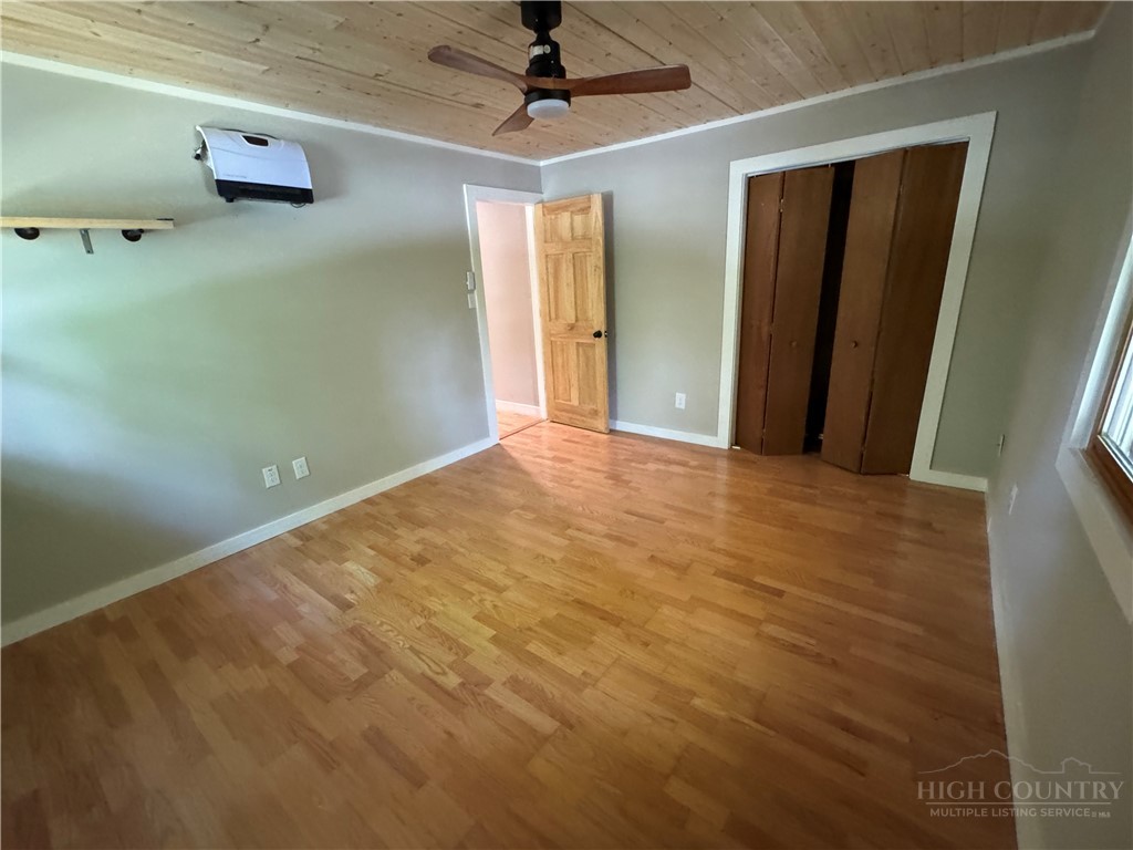 900 Charter Hills Road Property Photo 8