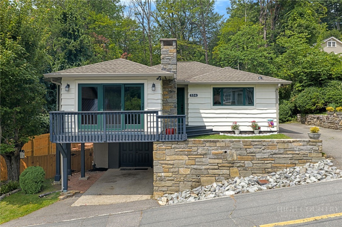 334 Hill Street Property Photo 1