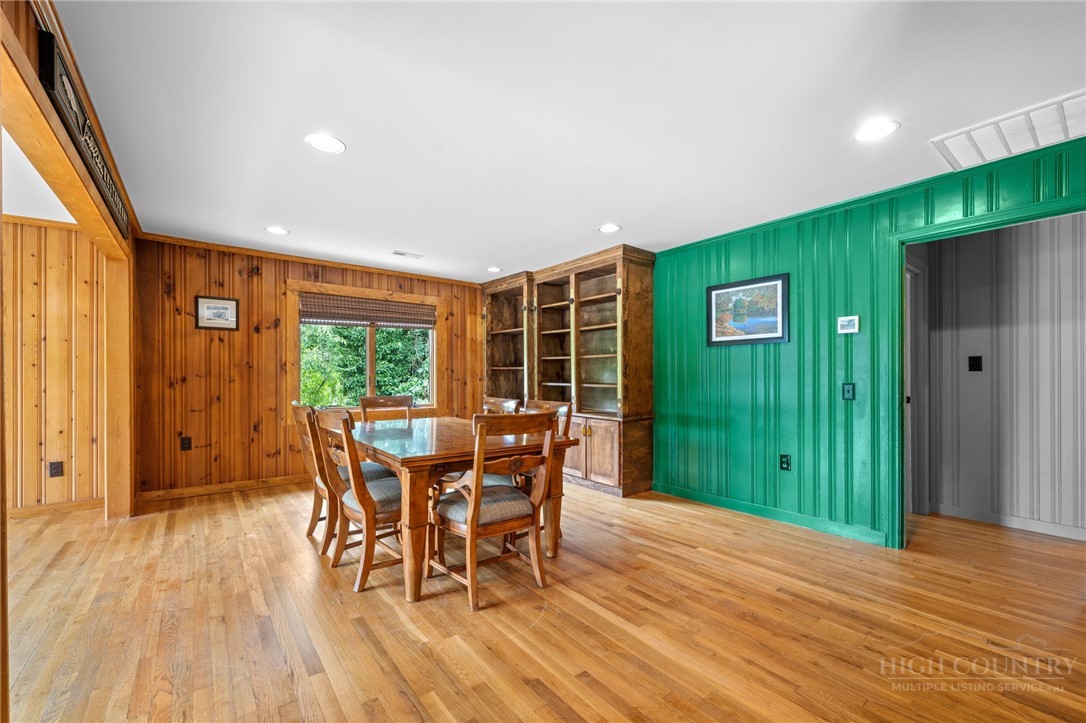 334 Hill Street Property Photo 9