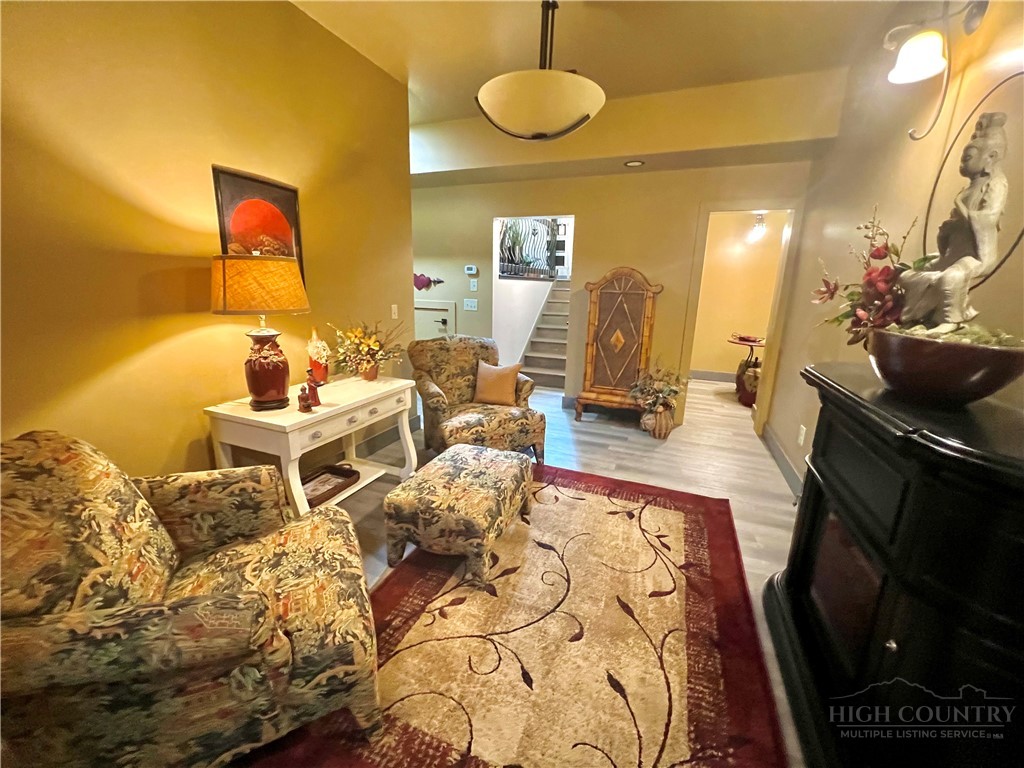 128 Hillside Lane Property Photo 20