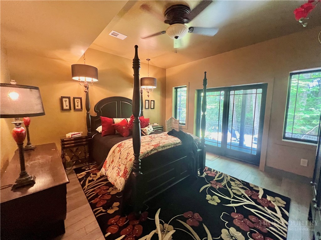 128 Hillside Lane Property Photo 22