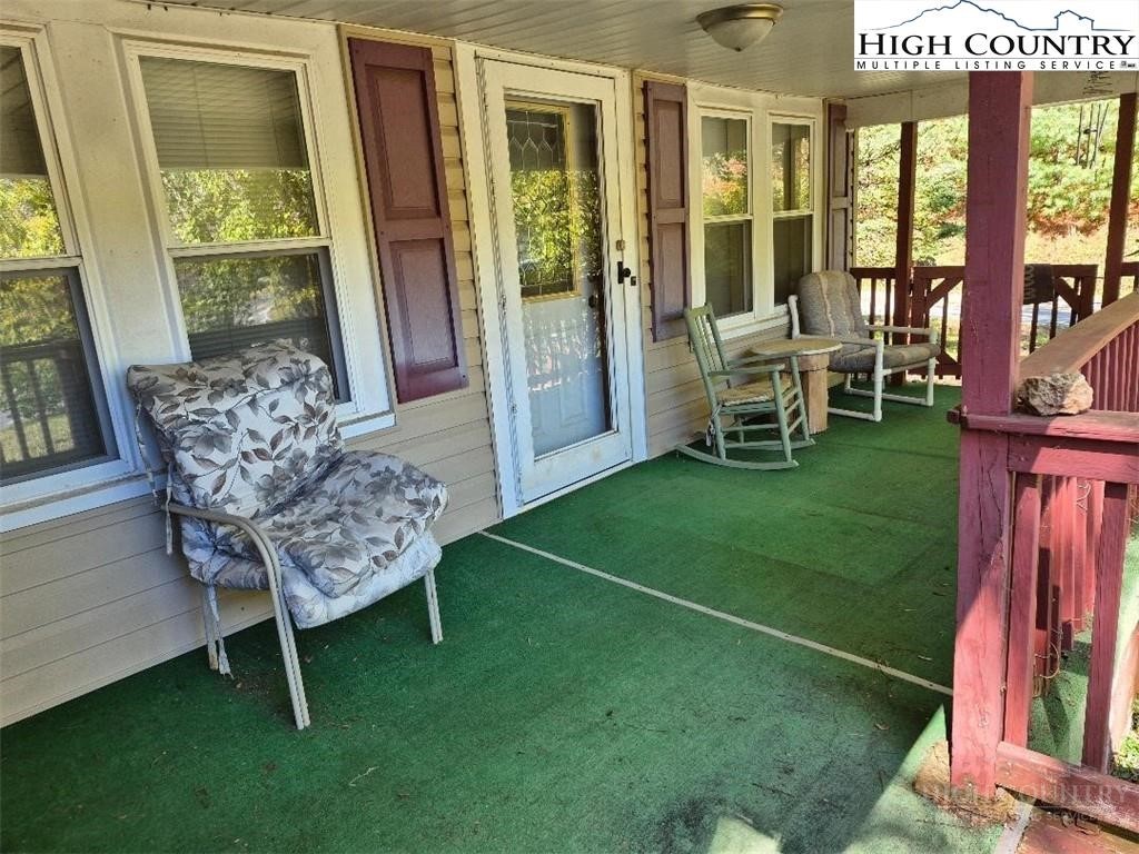 720 Mash Road Property Photo 9