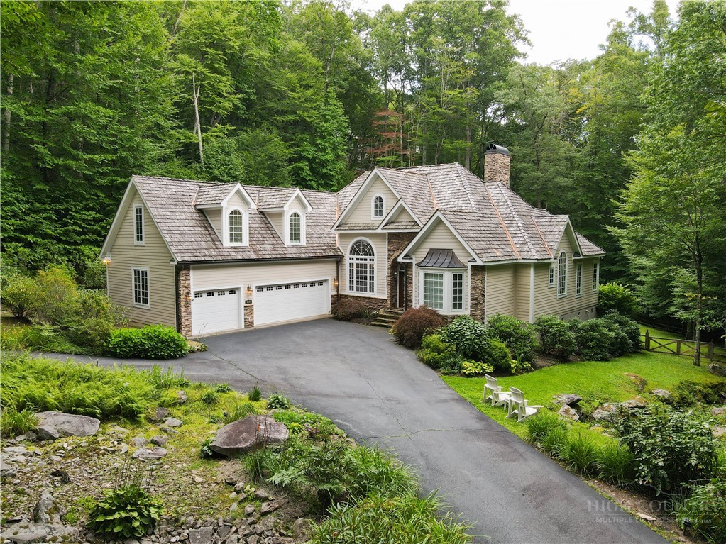 610 Rock Ledge Lane Property Photo 1