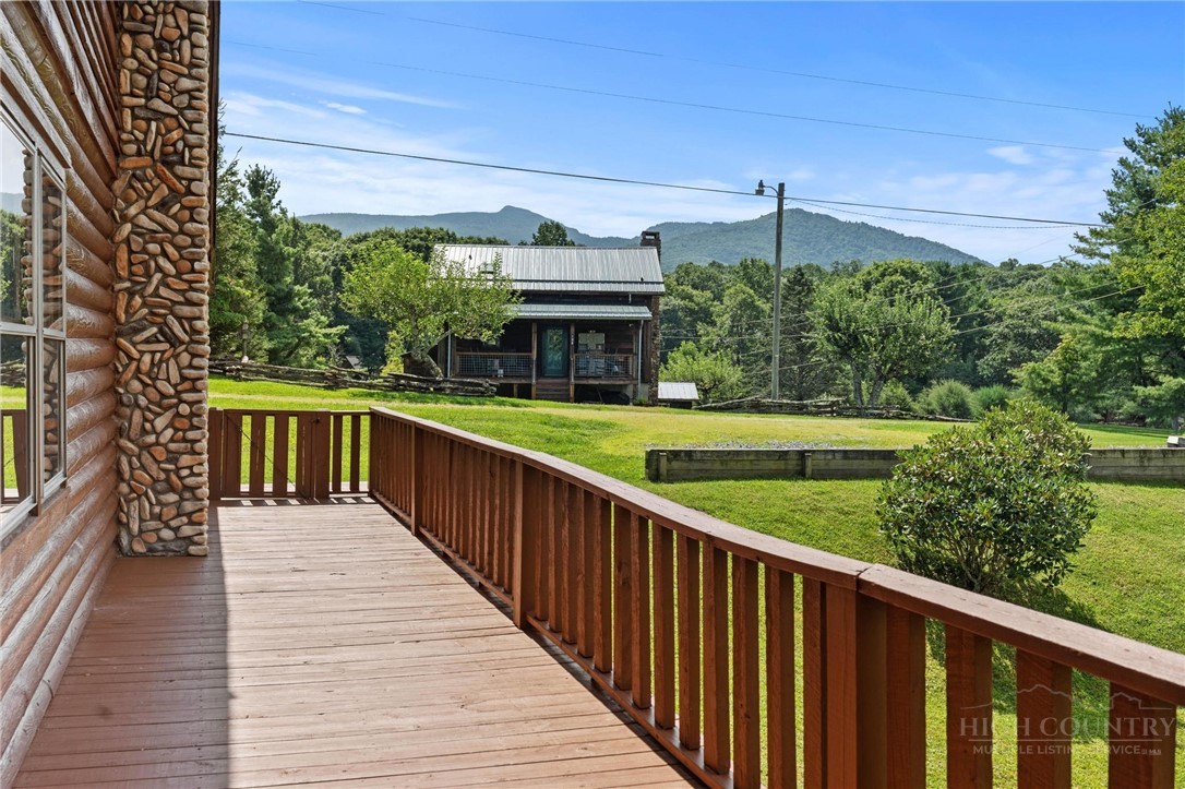 439 Apple Way Road Property Photo 23
