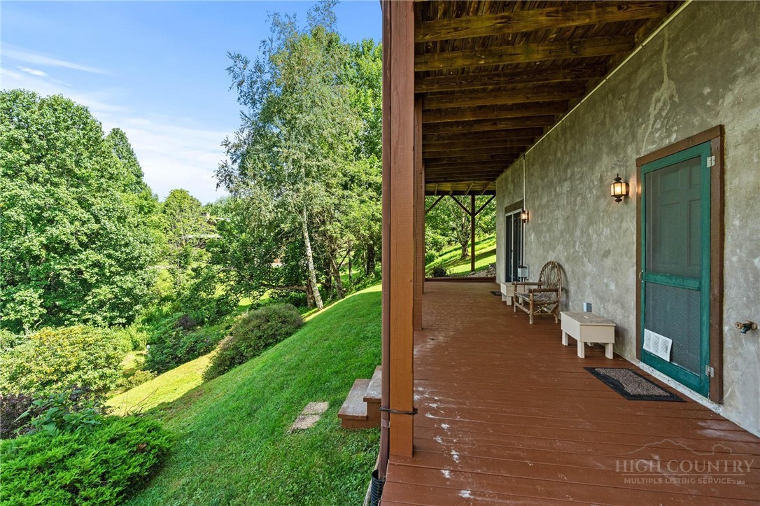 439 Apple Way Road Property Photo 30