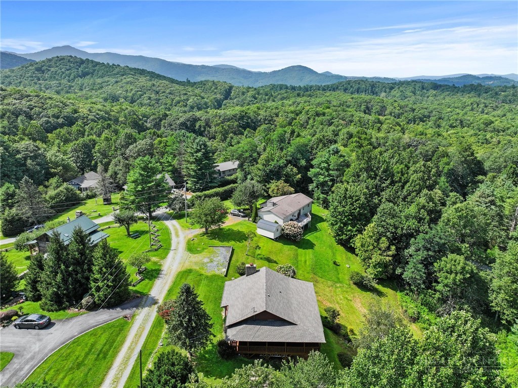 439 Apple Way Road Property Photo 34