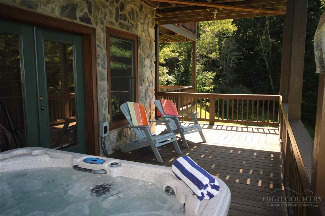 169 Dream Mountain Rd. Property Photo 12