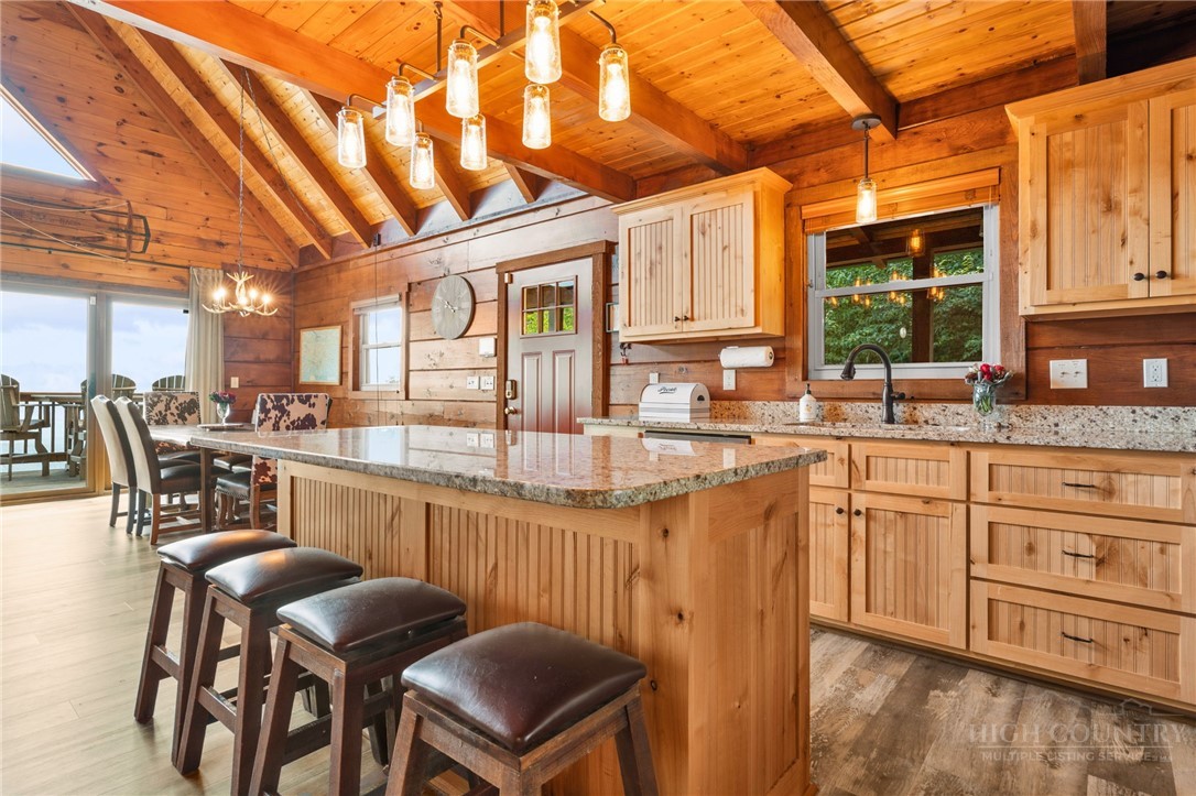 1407 Almost Heaven Road Property Photo 11