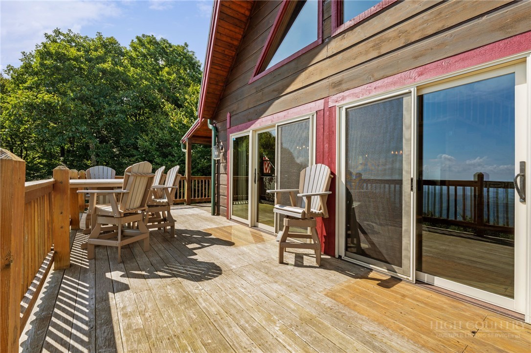 1407 Almost Heaven Road Property Photo 22