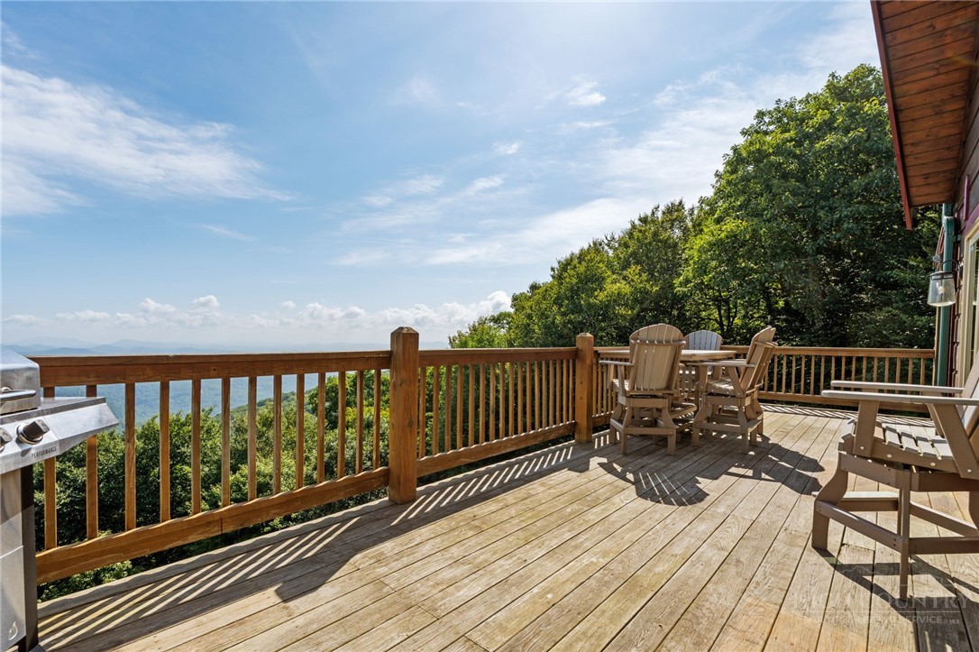 1407 Almost Heaven Road Property Photo 24