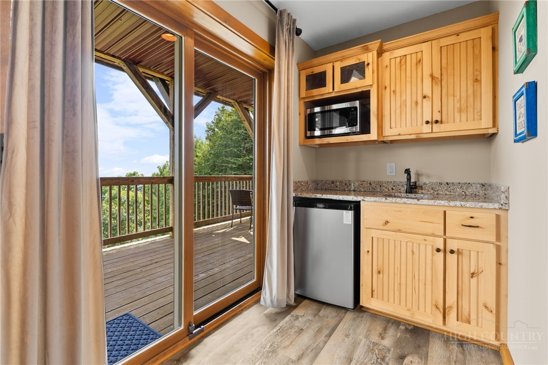 1407 Almost Heaven Road Property Photo 32