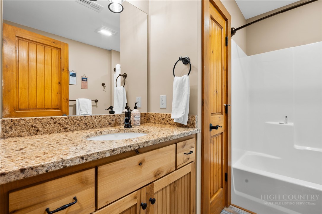 1407 Almost Heaven Road Property Photo 35