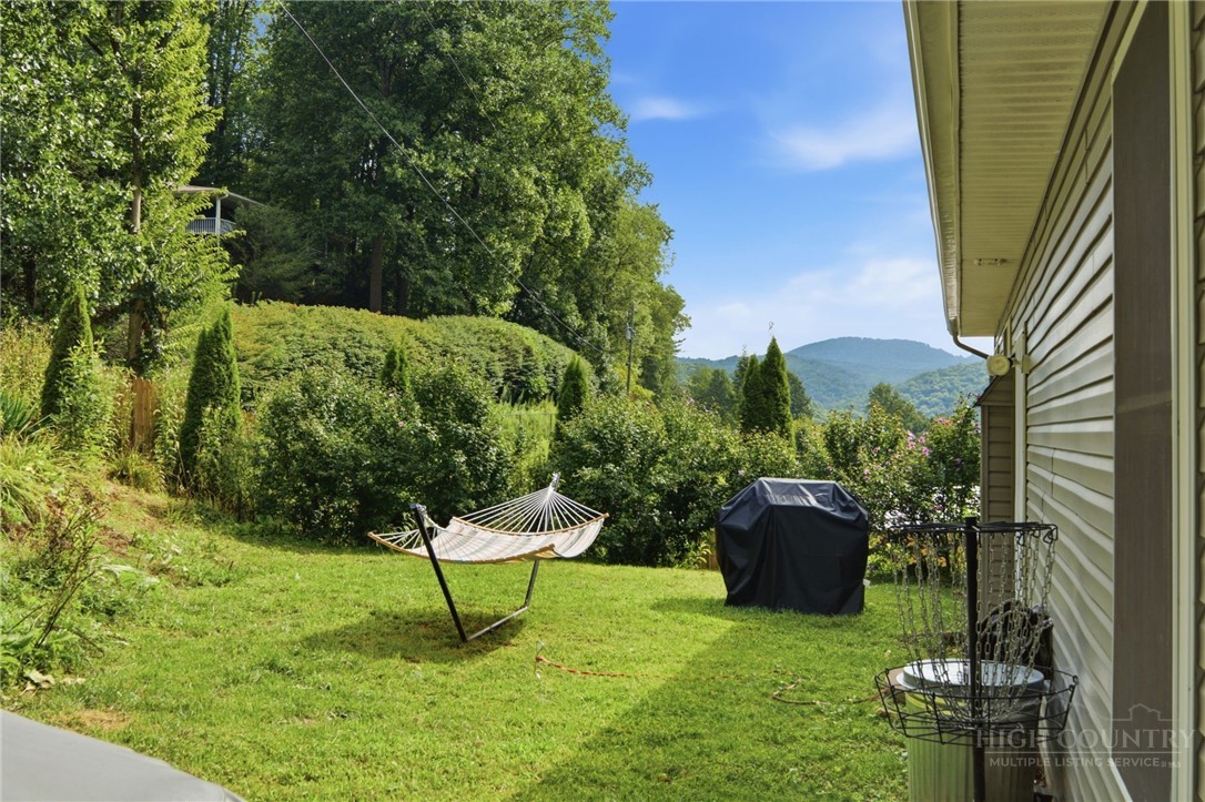 276 Wes Jones Road Property Photo 2