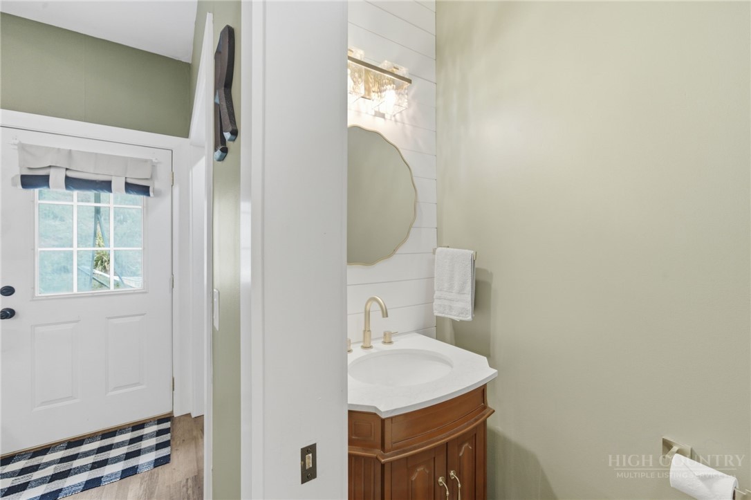 276 Wes Jones Road Property Photo 14