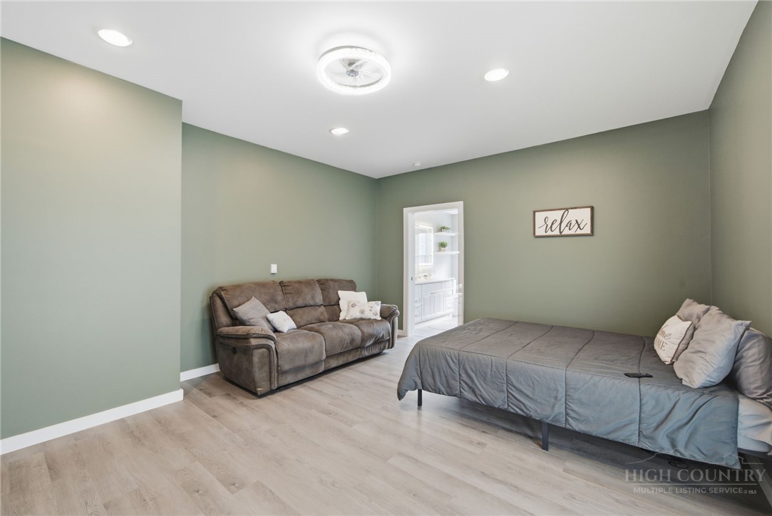 276 Wes Jones Road Property Photo 17