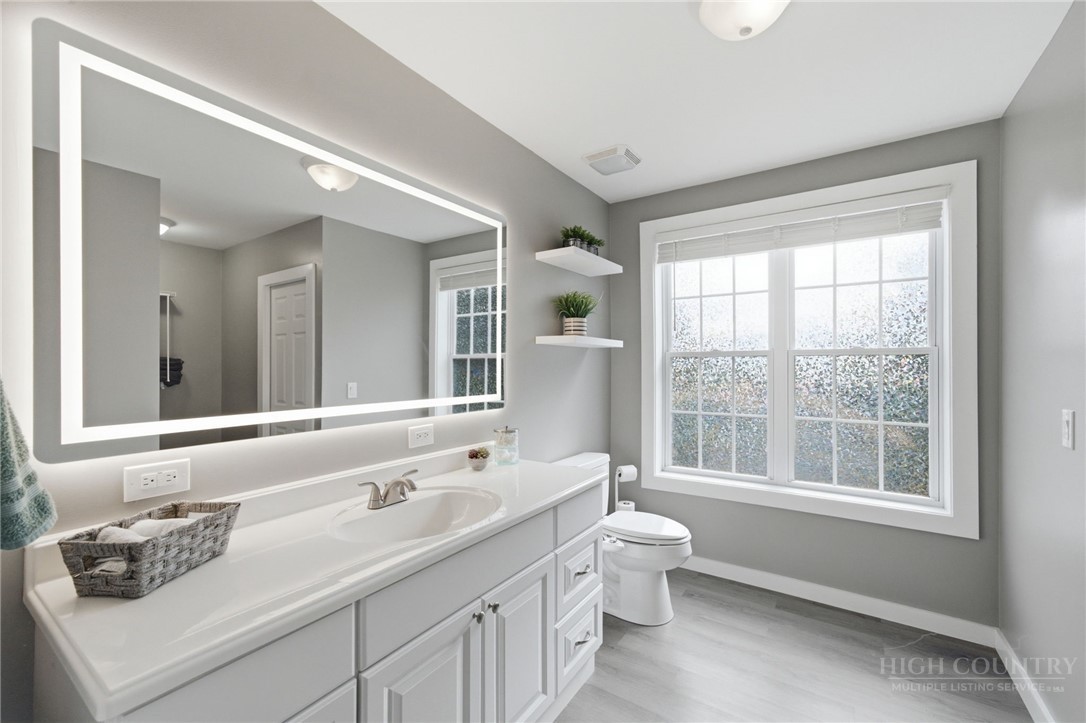 276 Wes Jones Road Property Photo 19