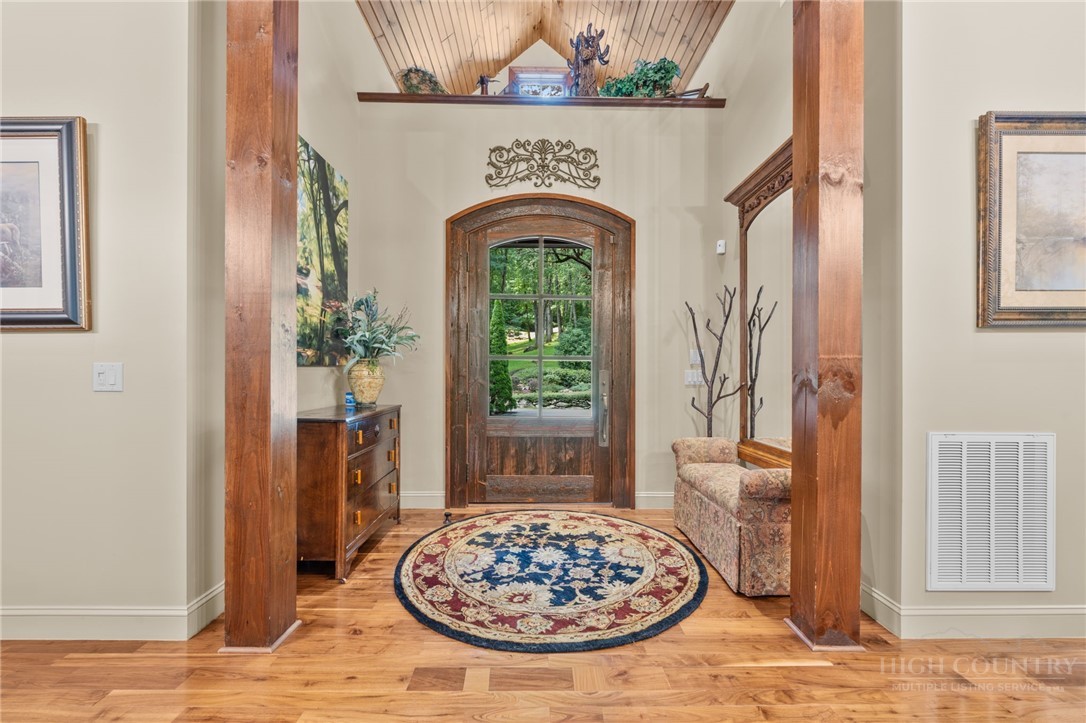 9335 Blackberry Road Property Photo 3