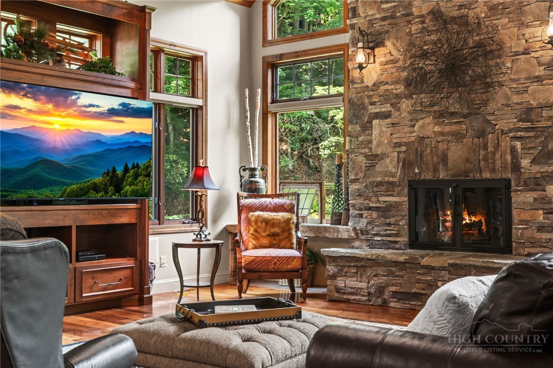 9335 Blackberry Road Property Photo 6