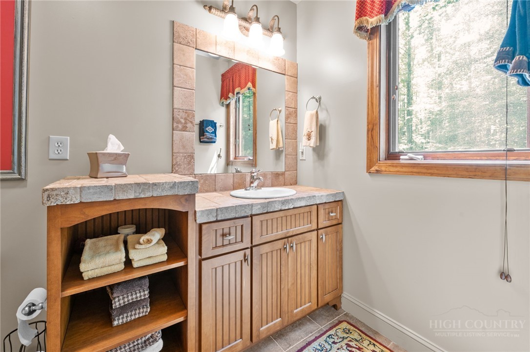 9335 Blackberry Road Property Photo 22