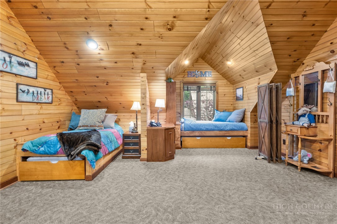 9335 Blackberry Road Property Photo 24