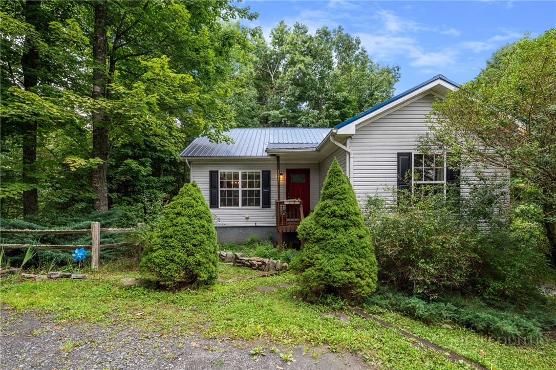 121 Peace Hill Road Property Photo 1