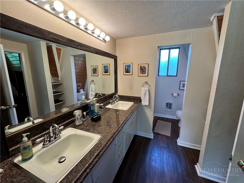 123 Skiway Circle Property Photo 21