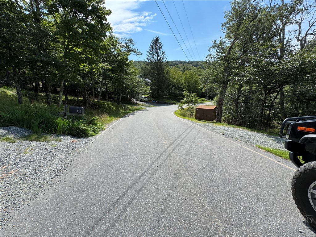 123 Skiway Circle Property Photo 28