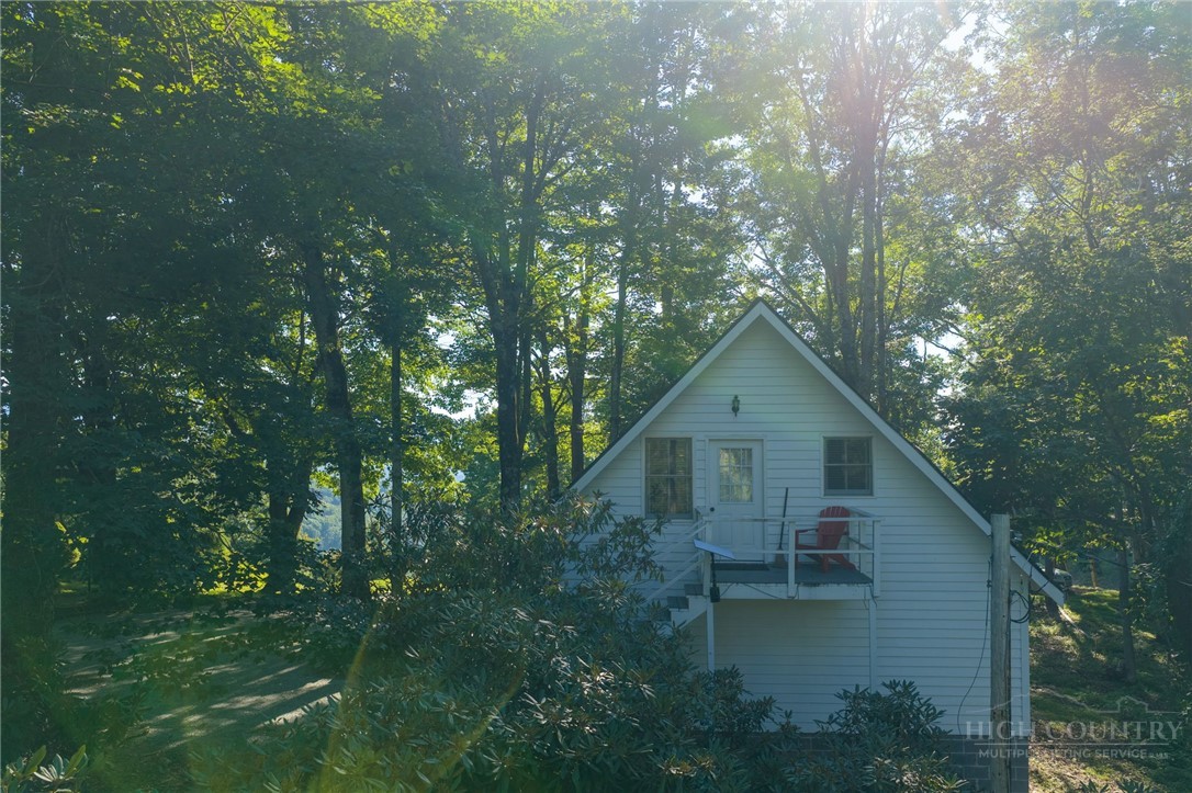 106 Thunderbolt Drive Property Photo 11