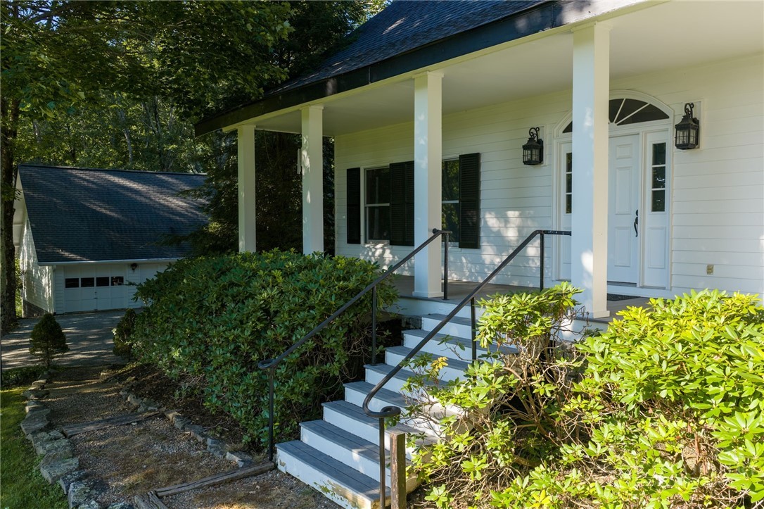 106 Thunderbolt Drive Property Photo 16
