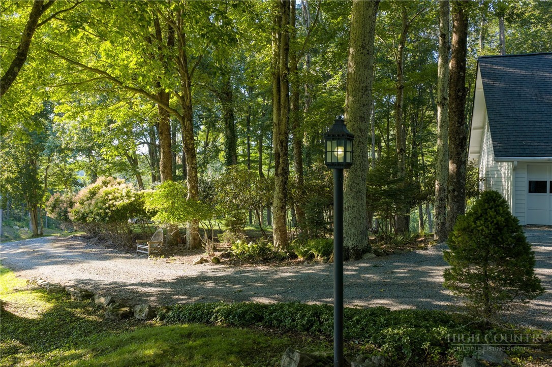 106 Thunderbolt Drive Property Photo 21
