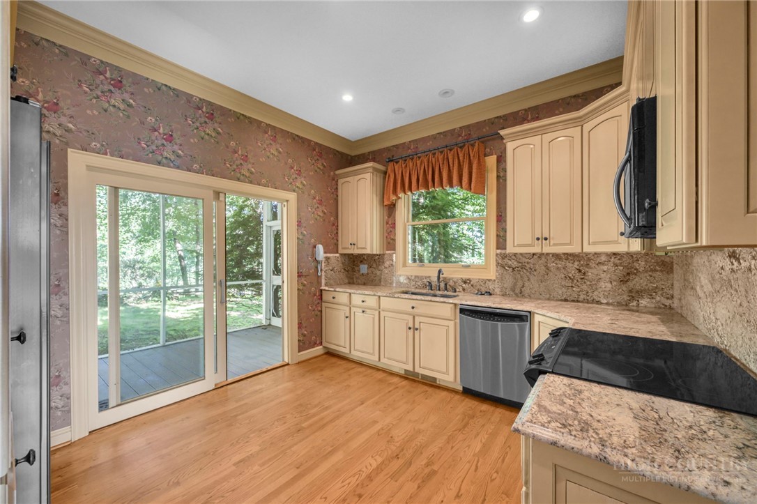 106 Thunderbolt Drive Property Photo 26