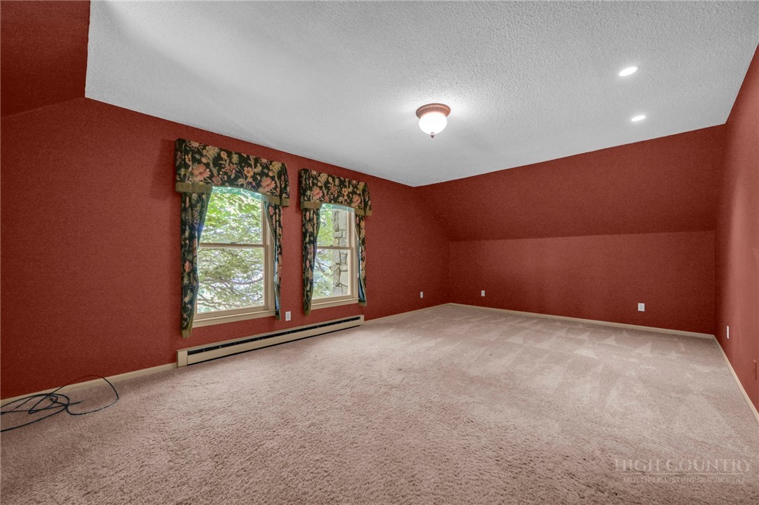 106 Thunderbolt Drive Property Photo 31