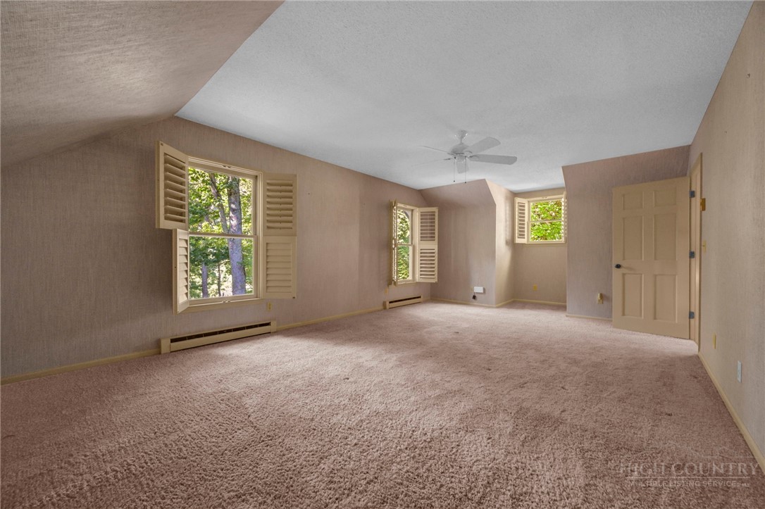 106 Thunderbolt Drive Property Photo 36
