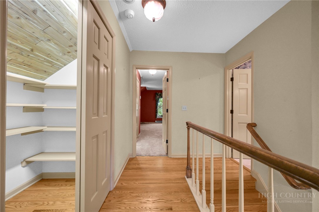 106 Thunderbolt Drive Property Photo 38