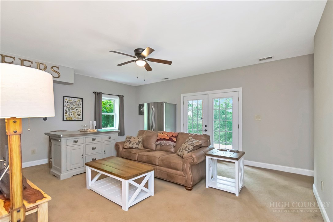 156 Spicewood Drive Property Photo 29