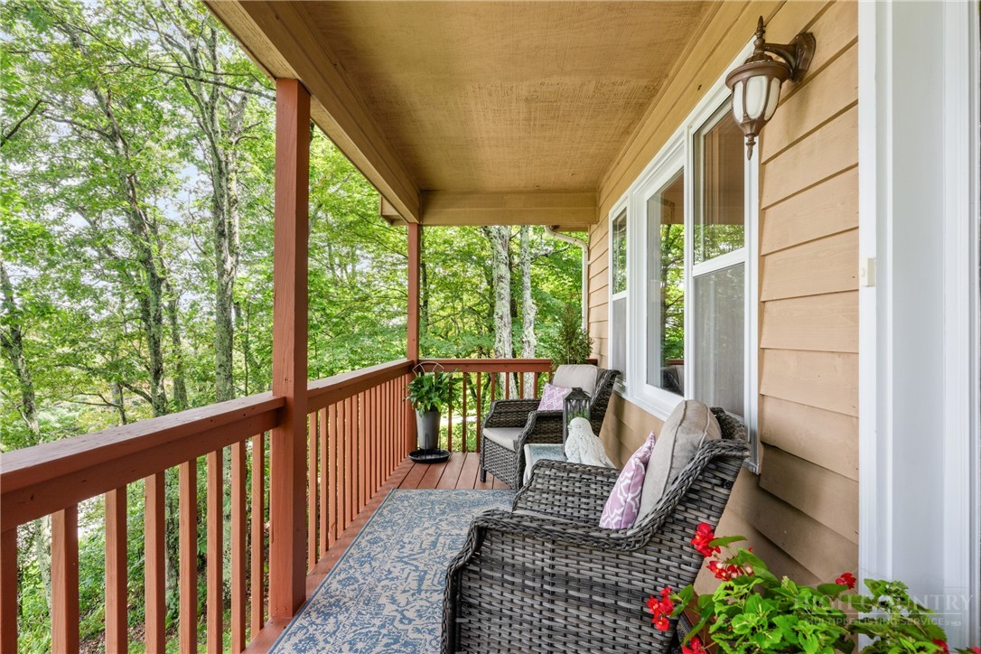 2587 Junaluska Road Property Photo 3