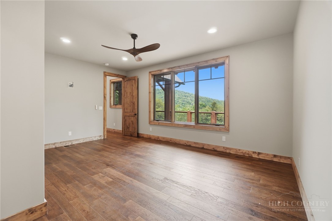 761 Foxfire Drive Property Photo 23