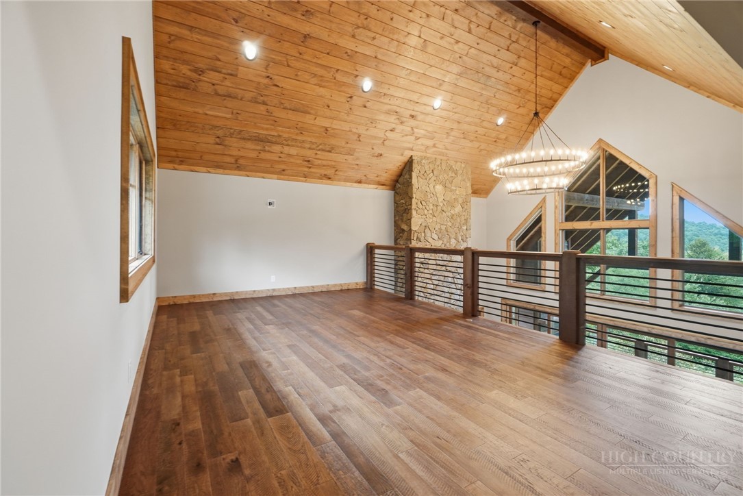 761 Foxfire Drive Property Photo 31