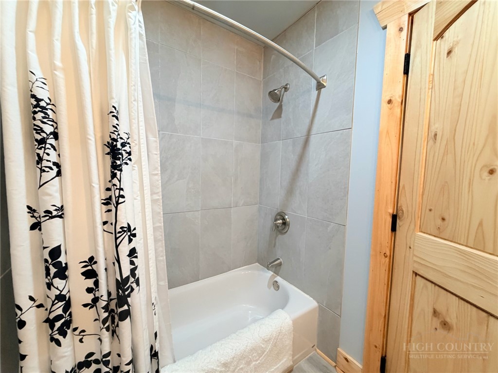74 Forest Lane Property Photo 11