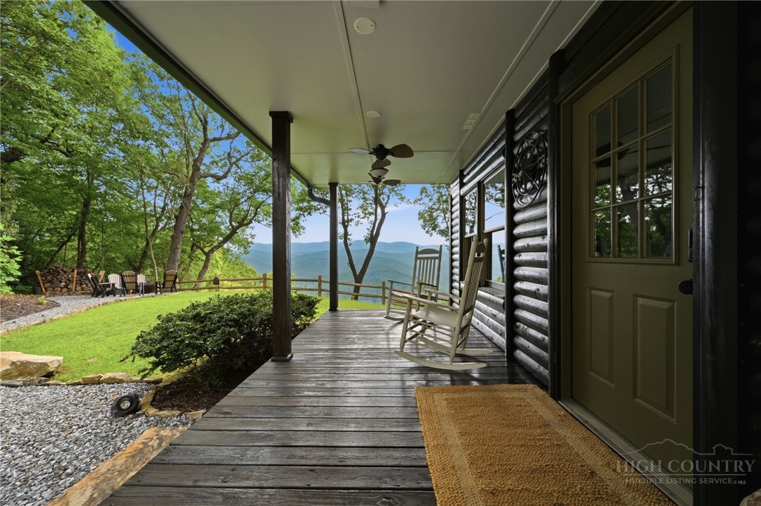 345 Chalk Dust Trail Property Photo 6