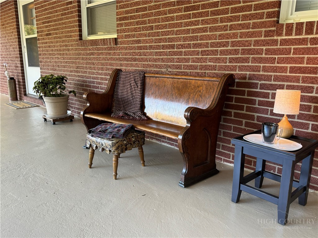 4370 Dynasty Lane Property Photo 4