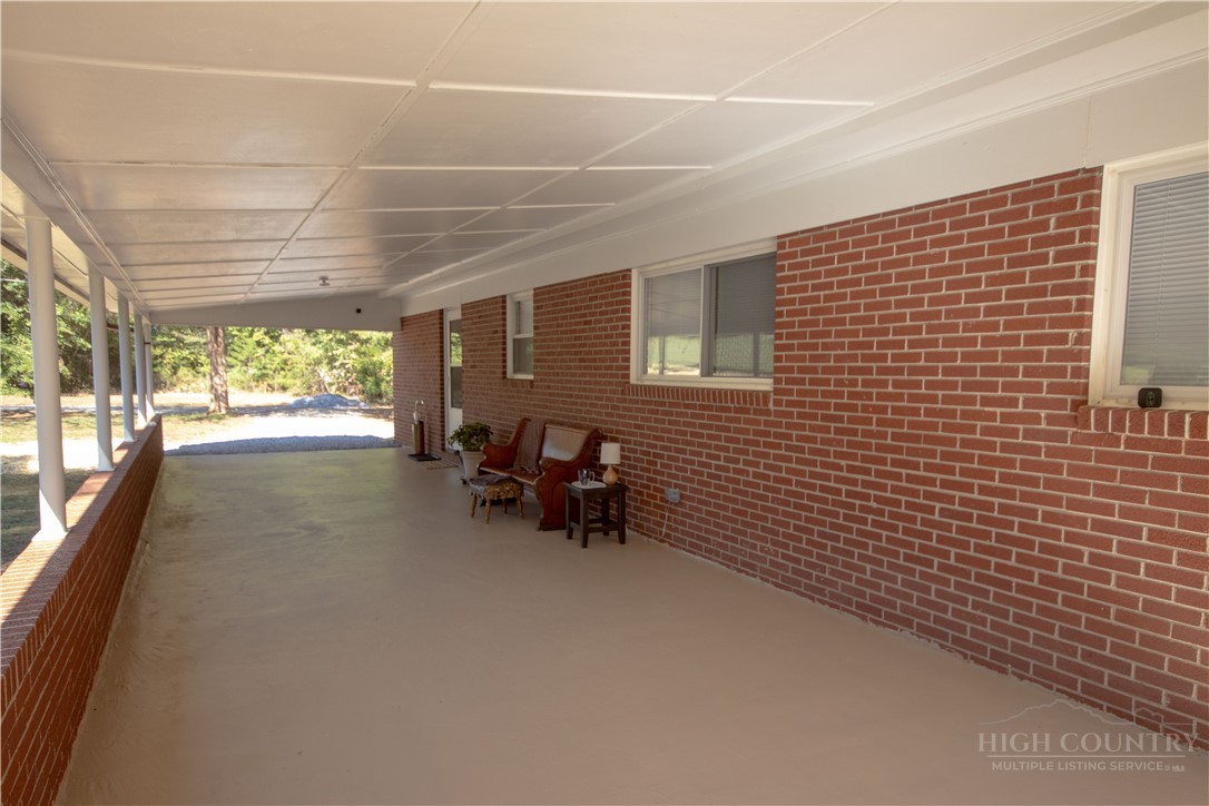 4370 Dynasty Lane Property Photo 6