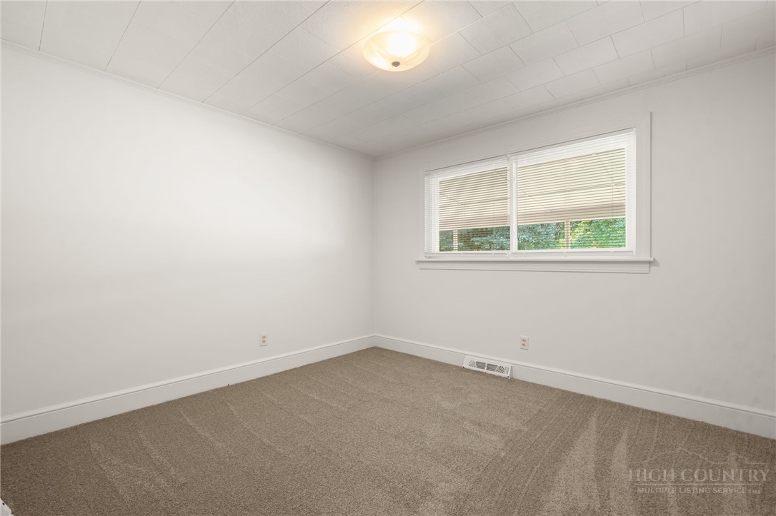 4370 Dynasty Lane Property Photo 17