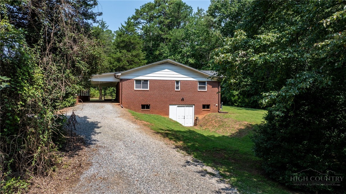 4370 Dynasty Lane Property Photo 24